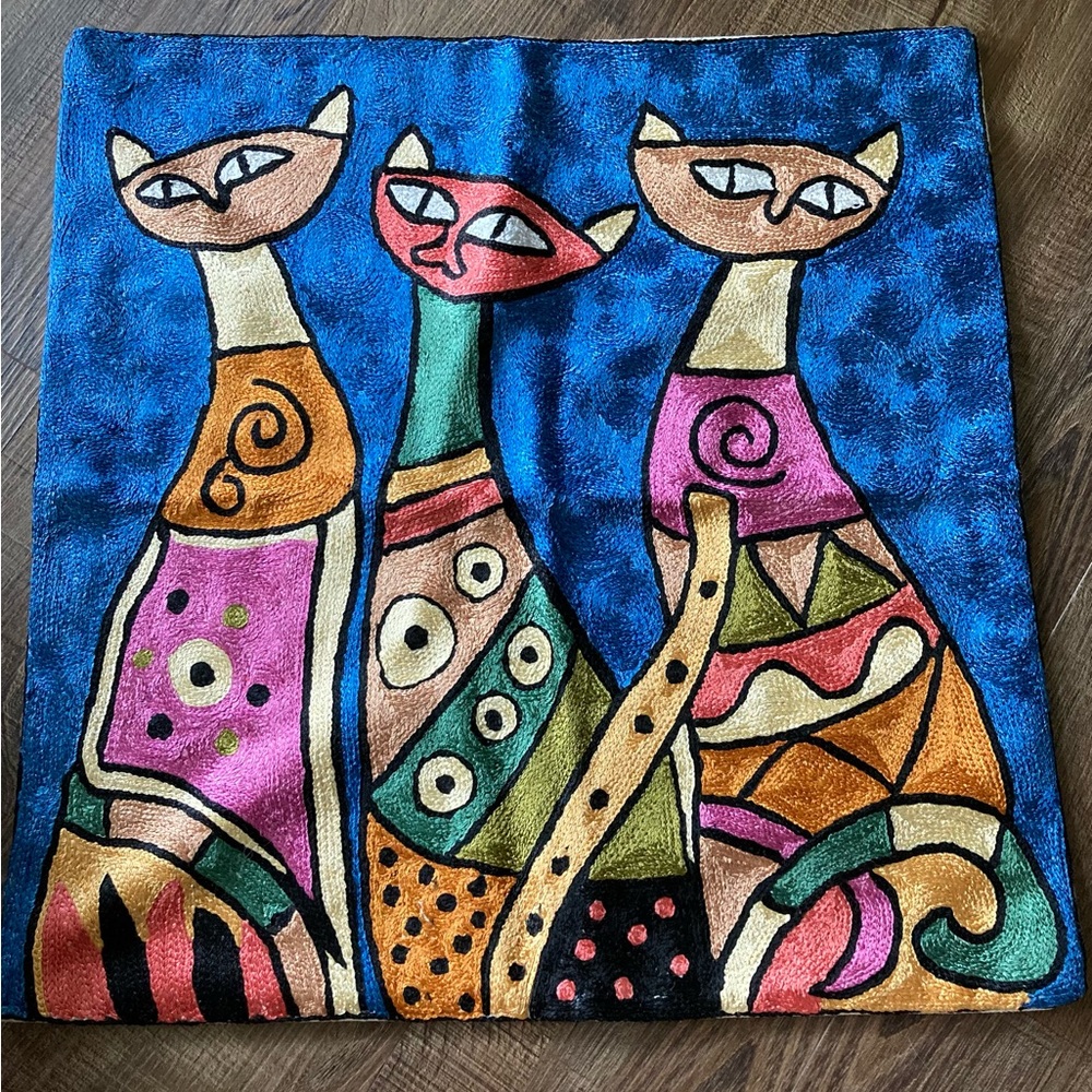 Cat Pillowcase - Vibrant Artwork